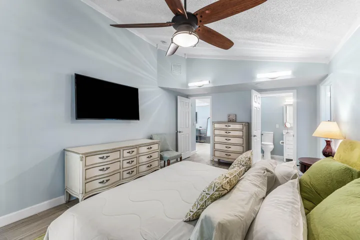 023-559Northwest38thTerrace-DeerfieldBea