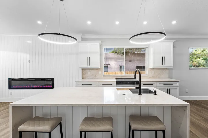WATERFALL KITCHEN ISLAND
