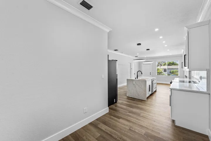010-1150West25thStreet-RivieraBeach-FL-3