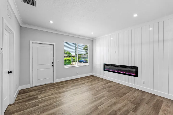 004-1150West25thStreet-RivieraBeach-FL-3