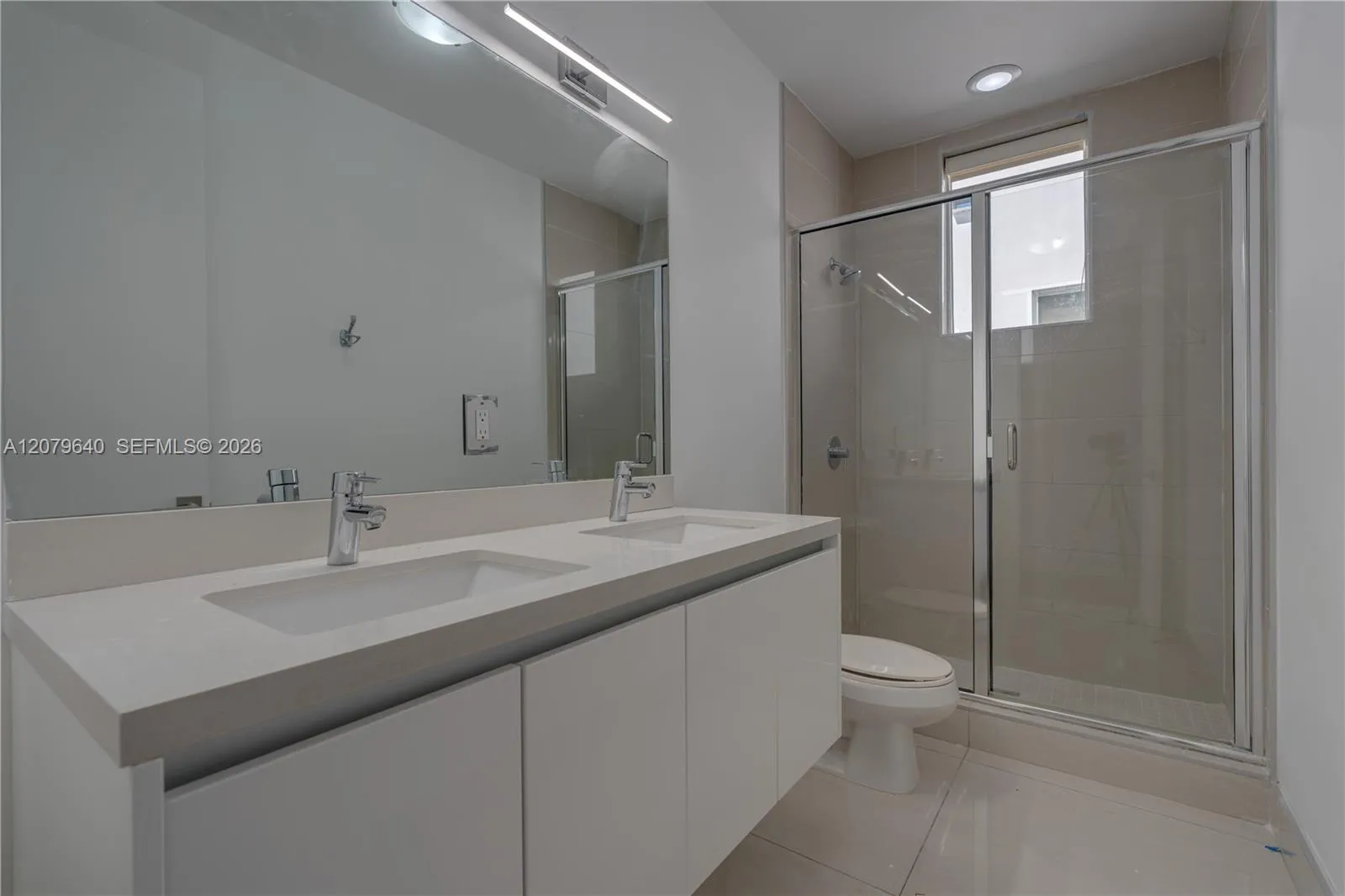 Property photo 100