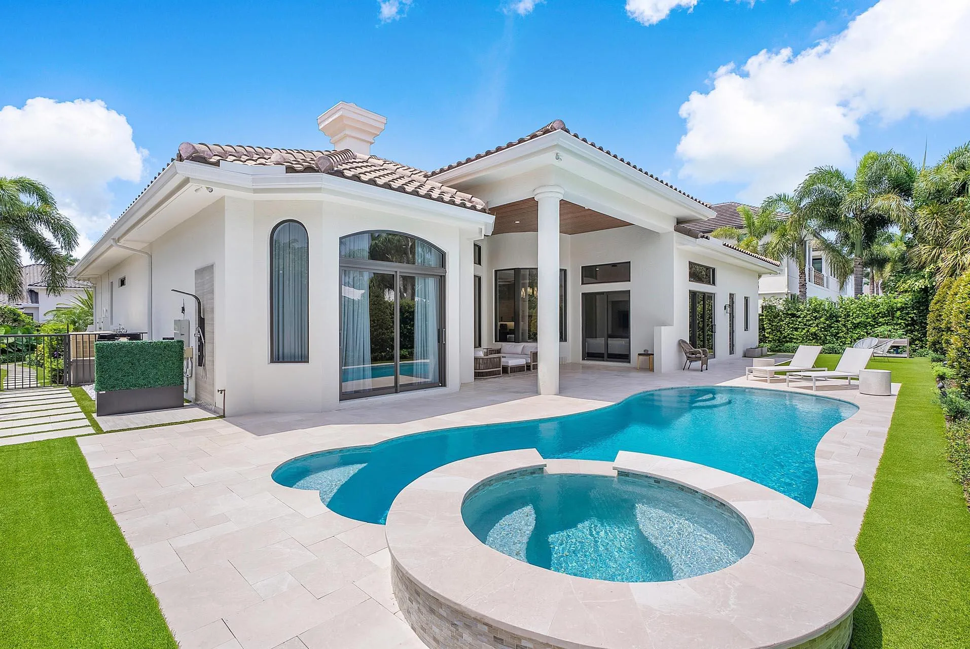 2212_Acorn_Palm_Road_06