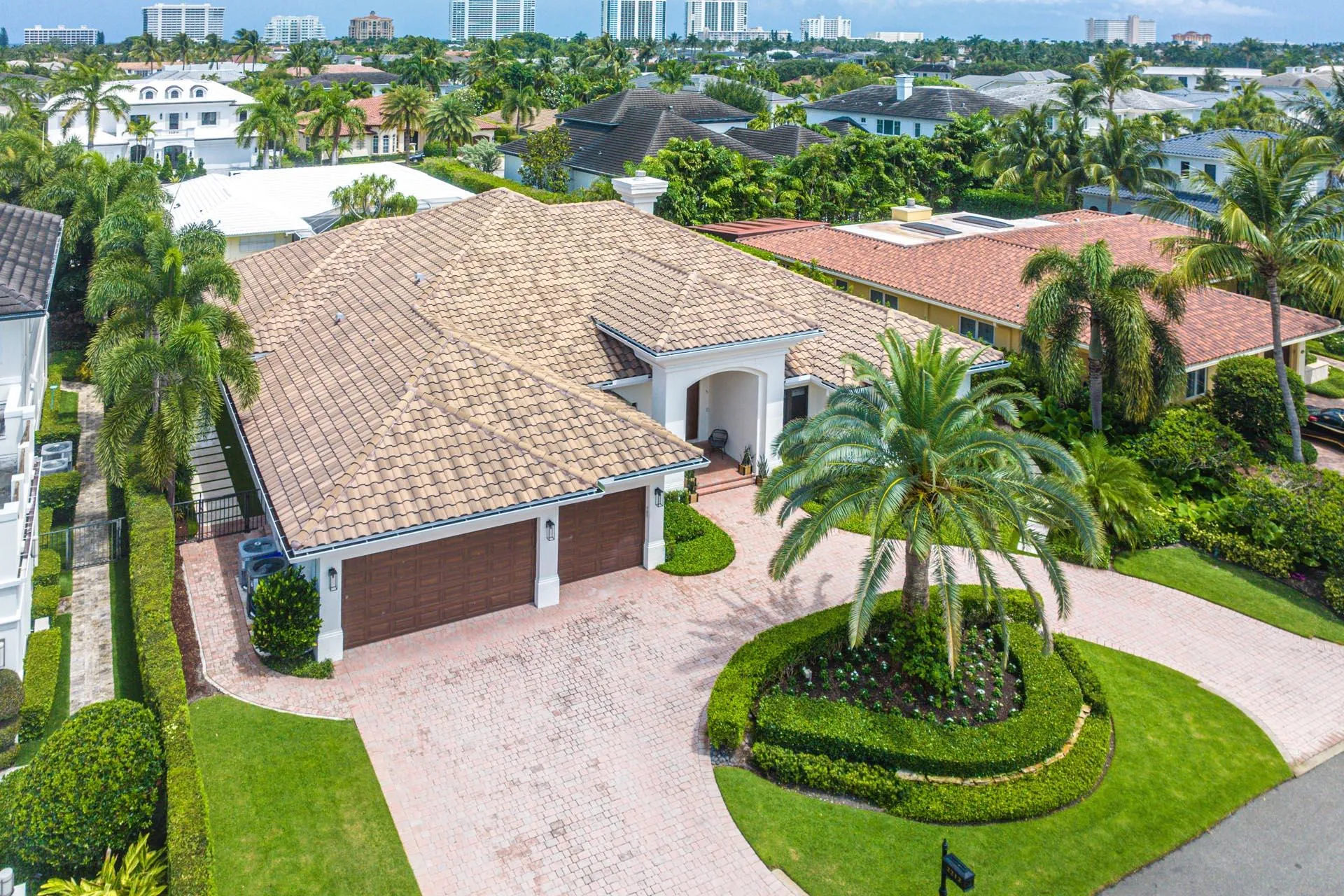 2212_Acorn_Palm_Road_Aerial_06