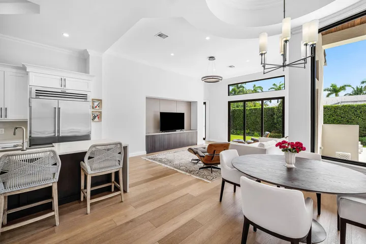 2212_Acorn_Palm_Road_18
