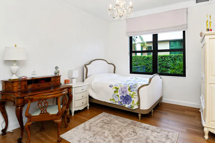2212_Acorn_Palm_Road_41