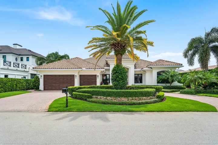 2212_Acorn_Palm_Road_01