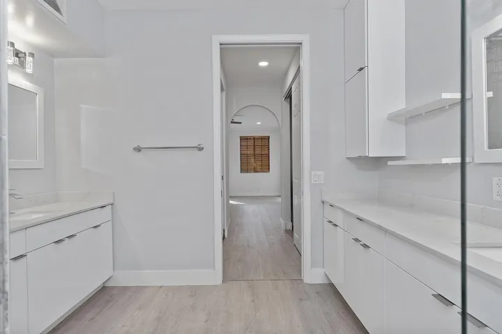 2742 Kinsington - 163