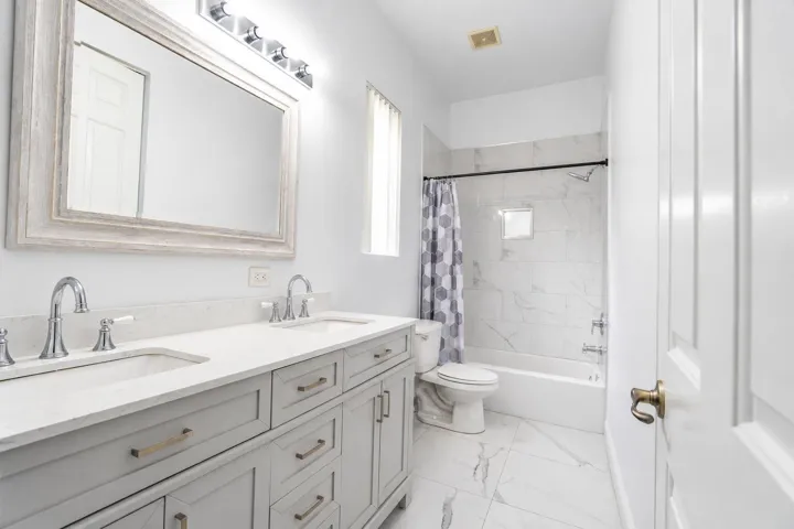 Master Bathroom 2