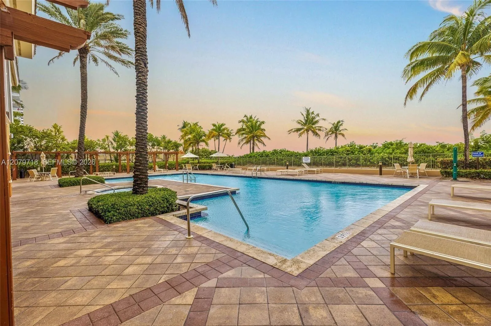 Photo 30