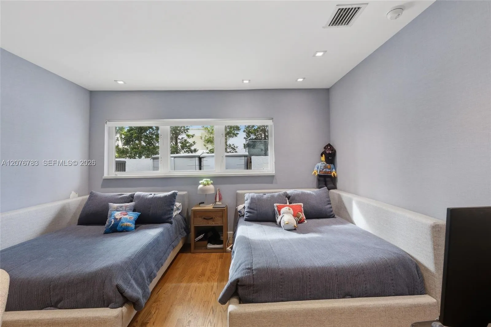 Property photo 28
