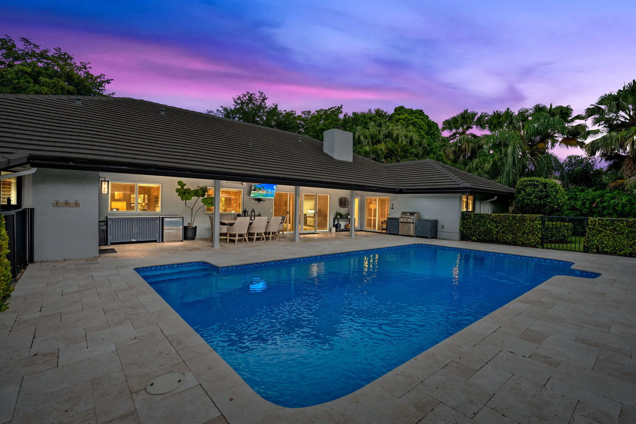 64-web-or-mls-A7406472