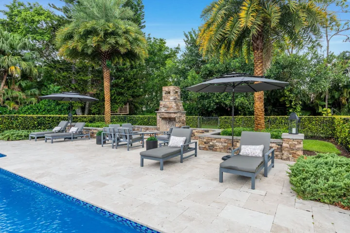 68-web-or-mls-A7406471