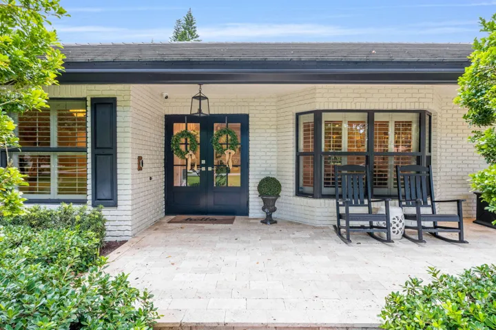 10-web-or-mls-A7406493