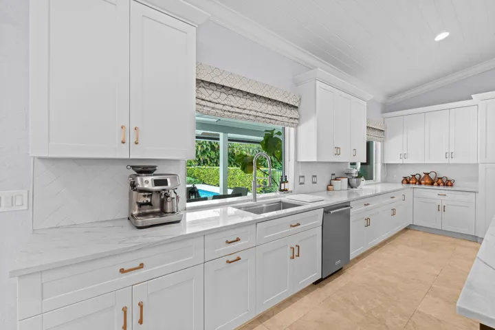31-web-or-mls-A7406675