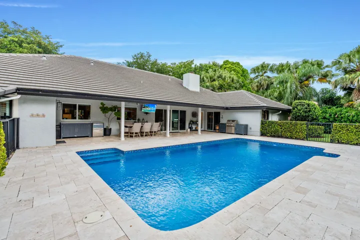 63-web-or-mls-A7406472-2