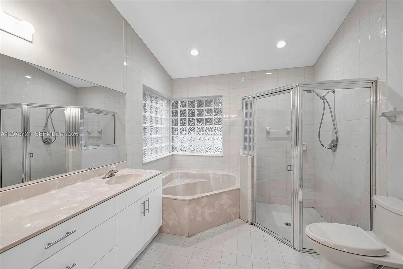 Property photo 64