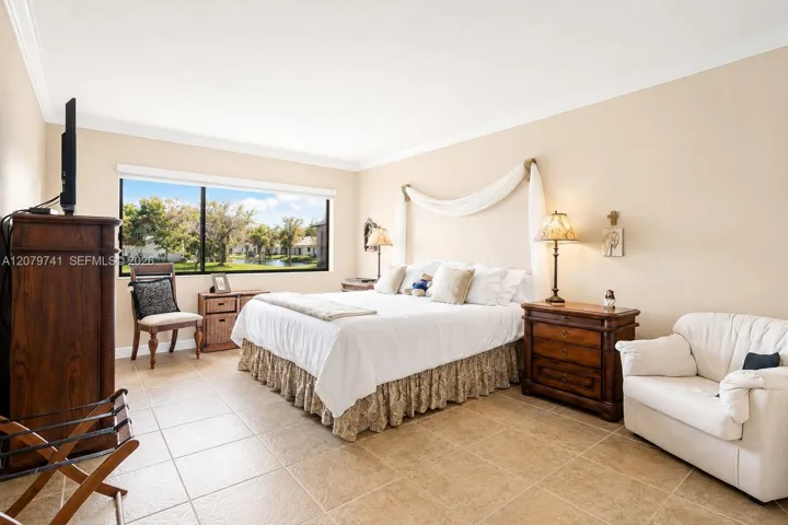 With this primary suite, you may forget you are in a condo. The view is spectacular. Contact me for videos!