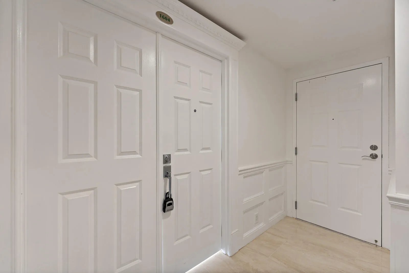 private foyer