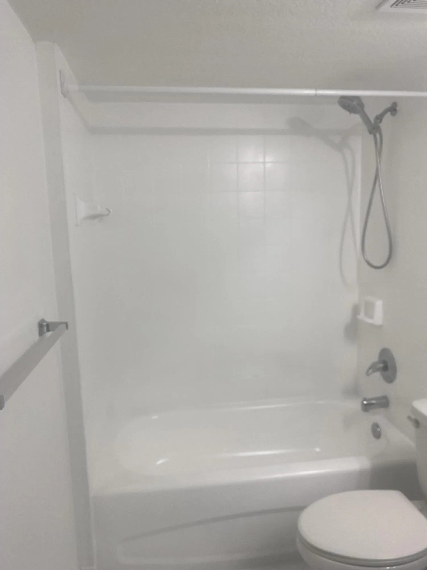 2nd Bathroom/Guest Shower