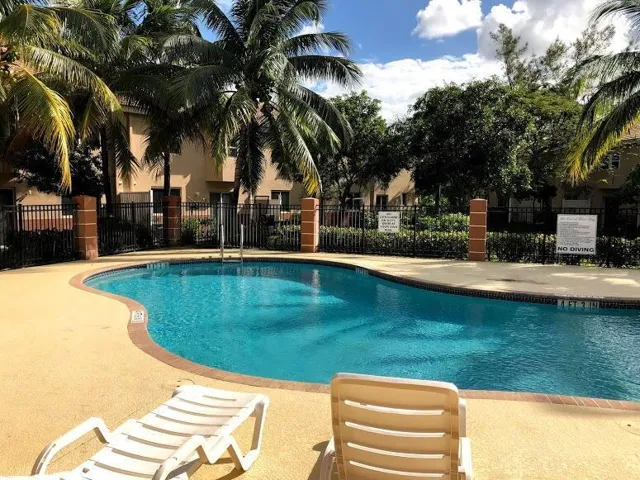 Cove II Pool Area