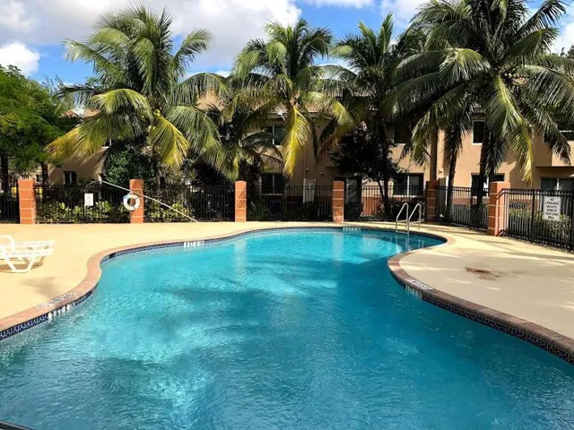 Cove II Pool Area