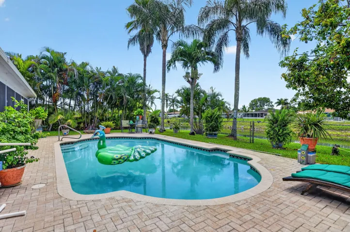 11078 pool 1