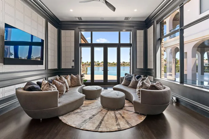 Club Room