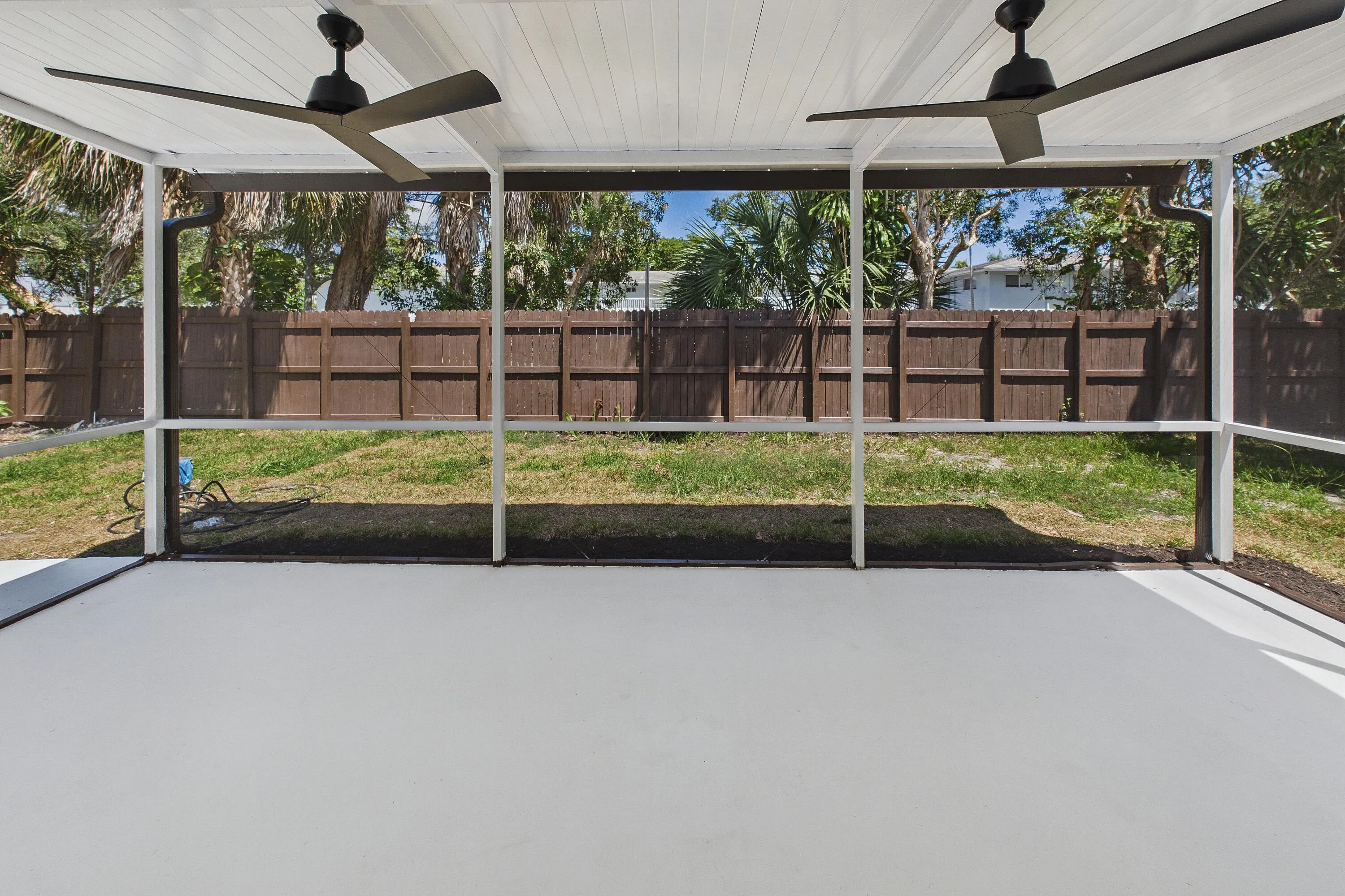 Patio, covered screened-in