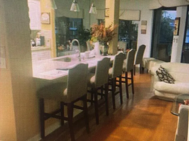 Breakfast Bar