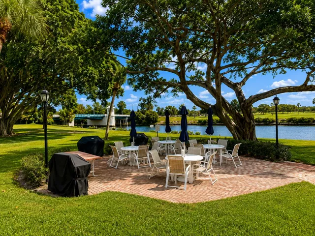 BBQ Patio Area