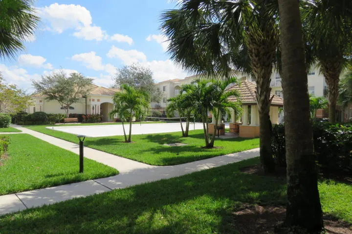Volley Ball Court/ Lush Common Areas