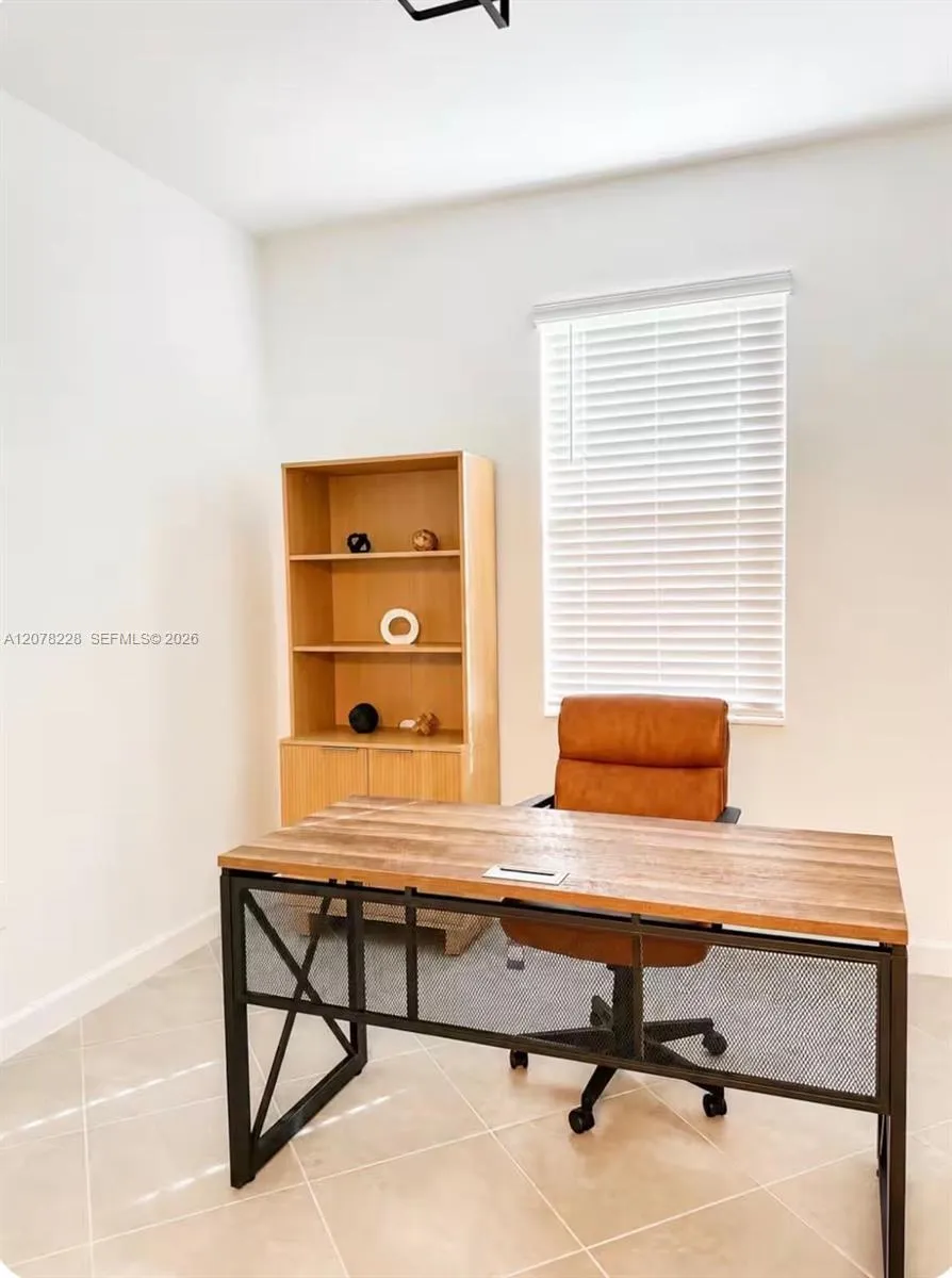 Property photo 74
