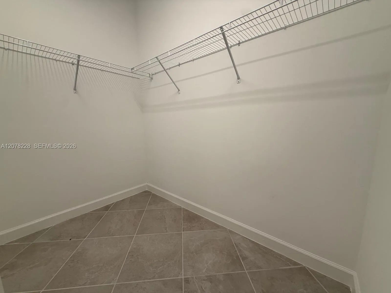 Property photo 122