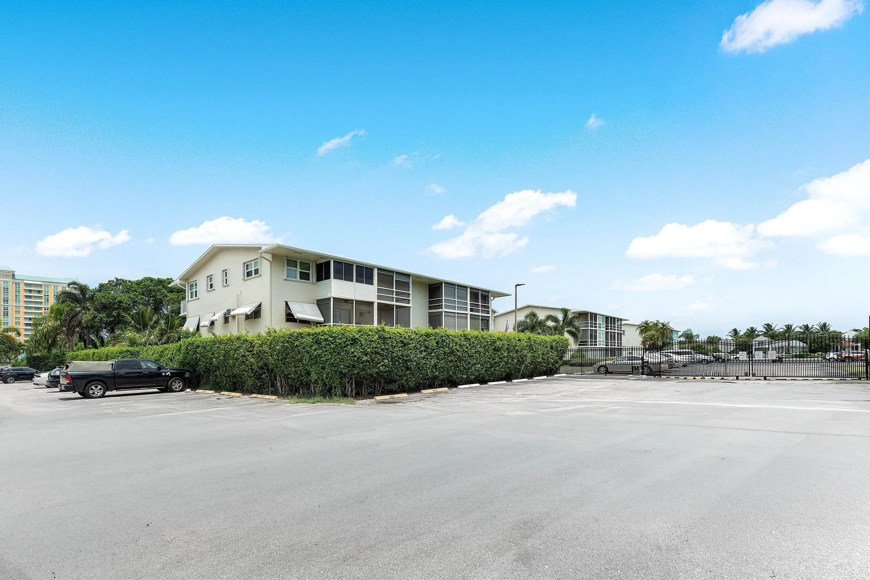 003-150HorizonsE-303-BoyntonBeach-SMALL