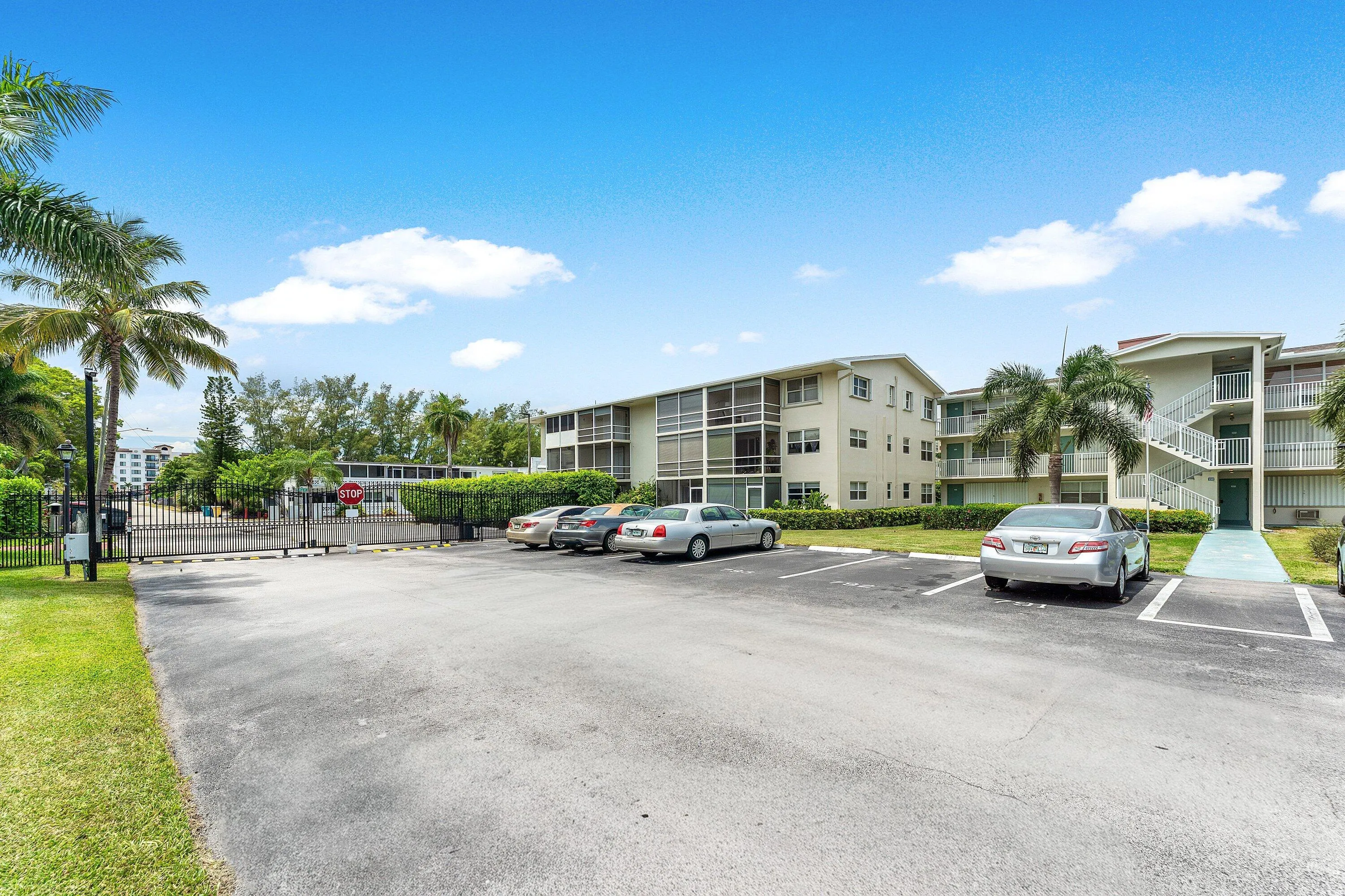 004-150HorizonsE-303-BoyntonBeach-SMALL