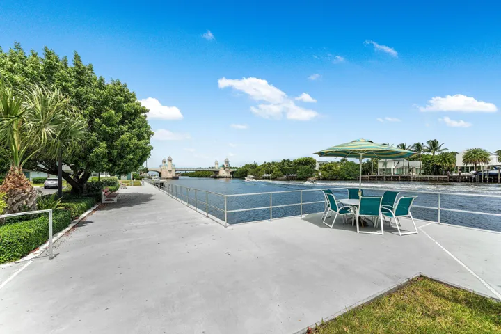 030-150HorizonsE-303-BoyntonBeach-SMALL