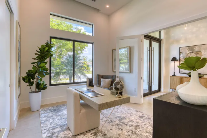 Office/ bedroom 4