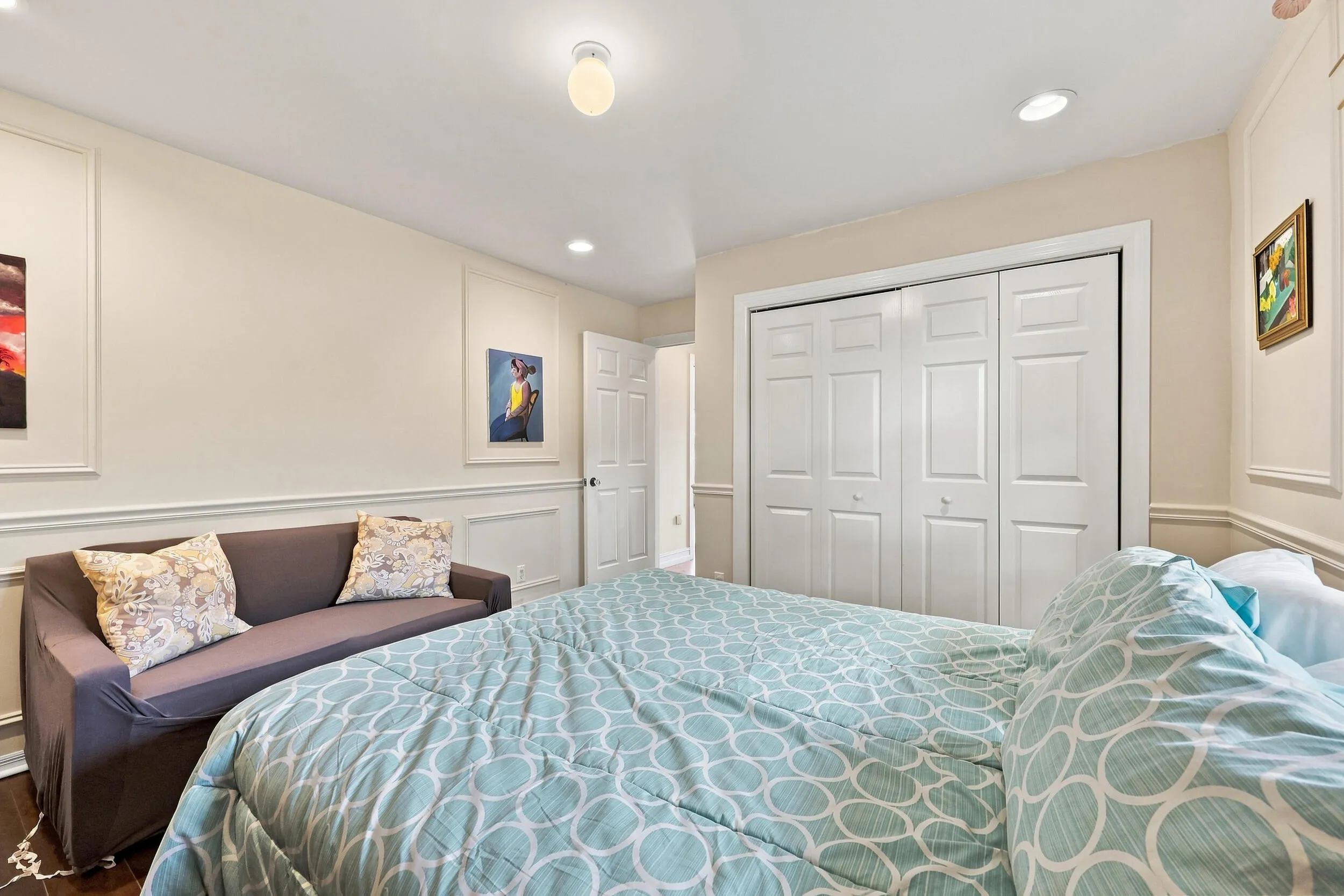 guest bedroom 2 (3)