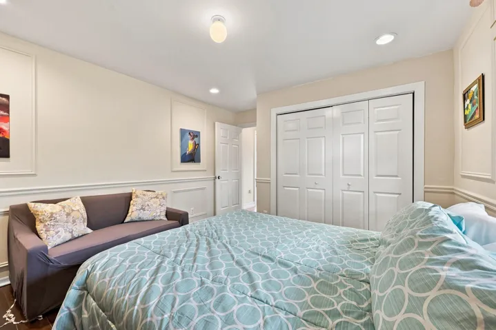 guest bedroom 2 (3)