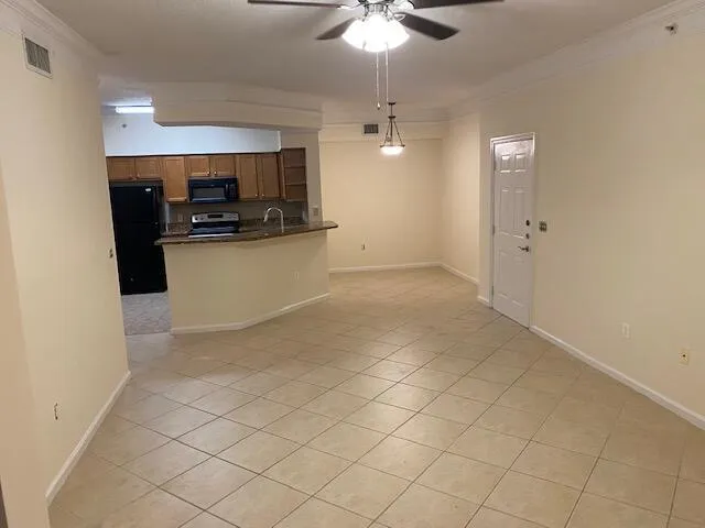 Living Rm