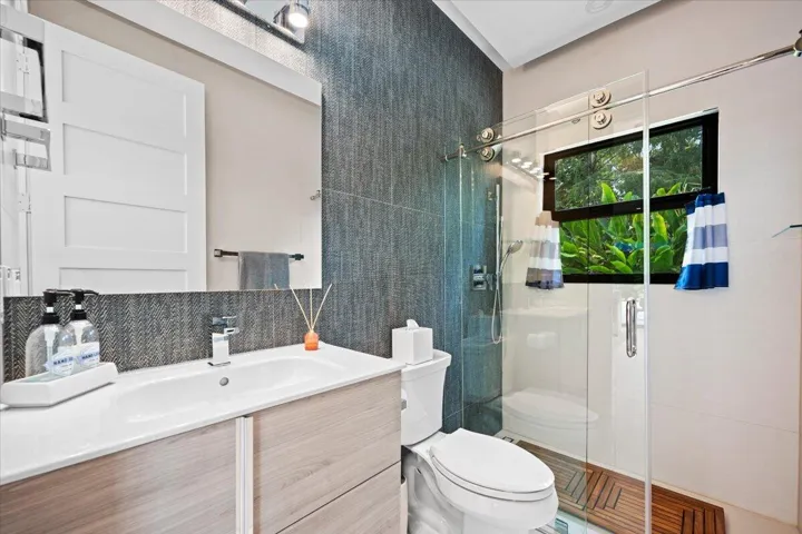 3rd Bath