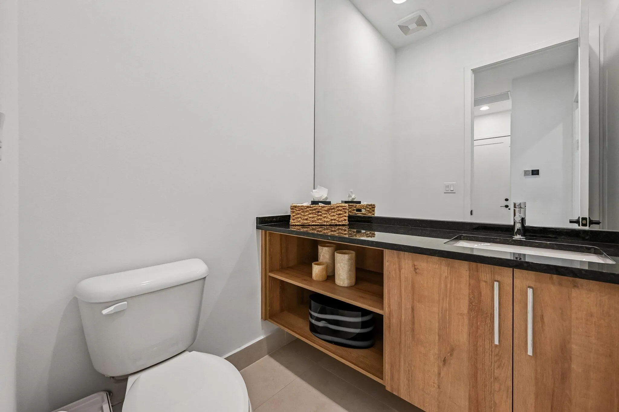25-web-or-mls-Rainbow Falls Trl-S0207-02