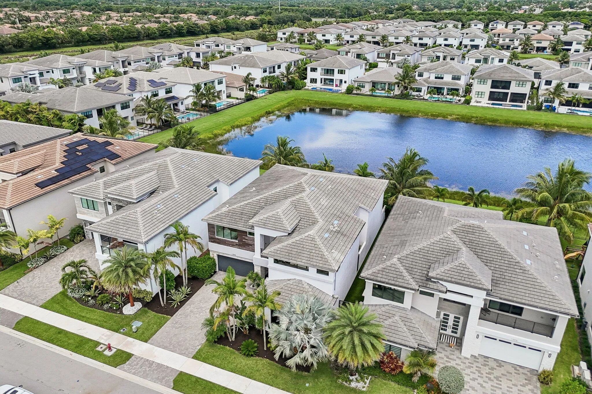 62-web-or-mls-Rainbow Falls Trl-S0207-06