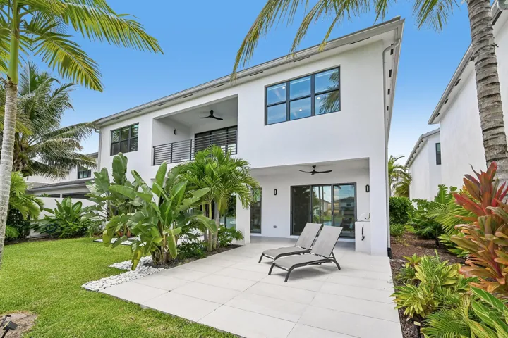 50-web-or-mls-Rainbow Falls Trl-S0207-04
