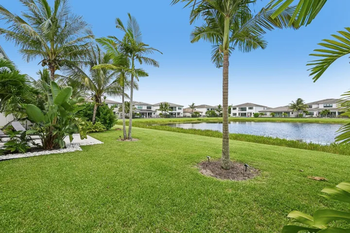 56-web-or-mls-Rainbow Falls Trl-S0207-05