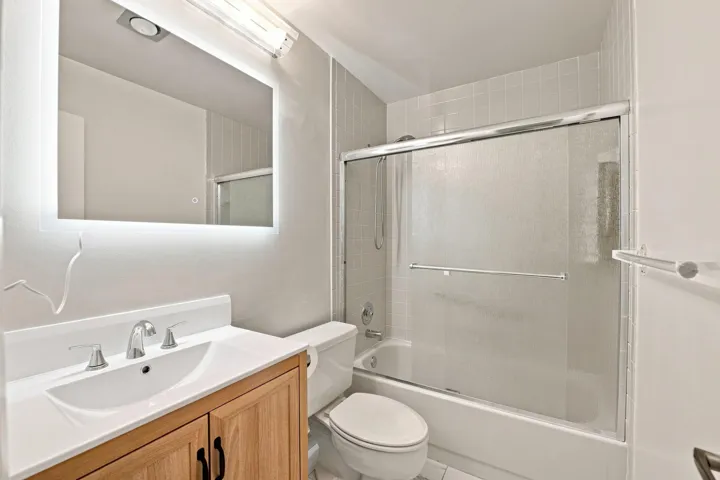 Secondary Bath