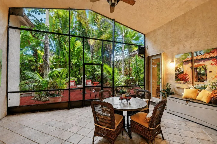 Lanai