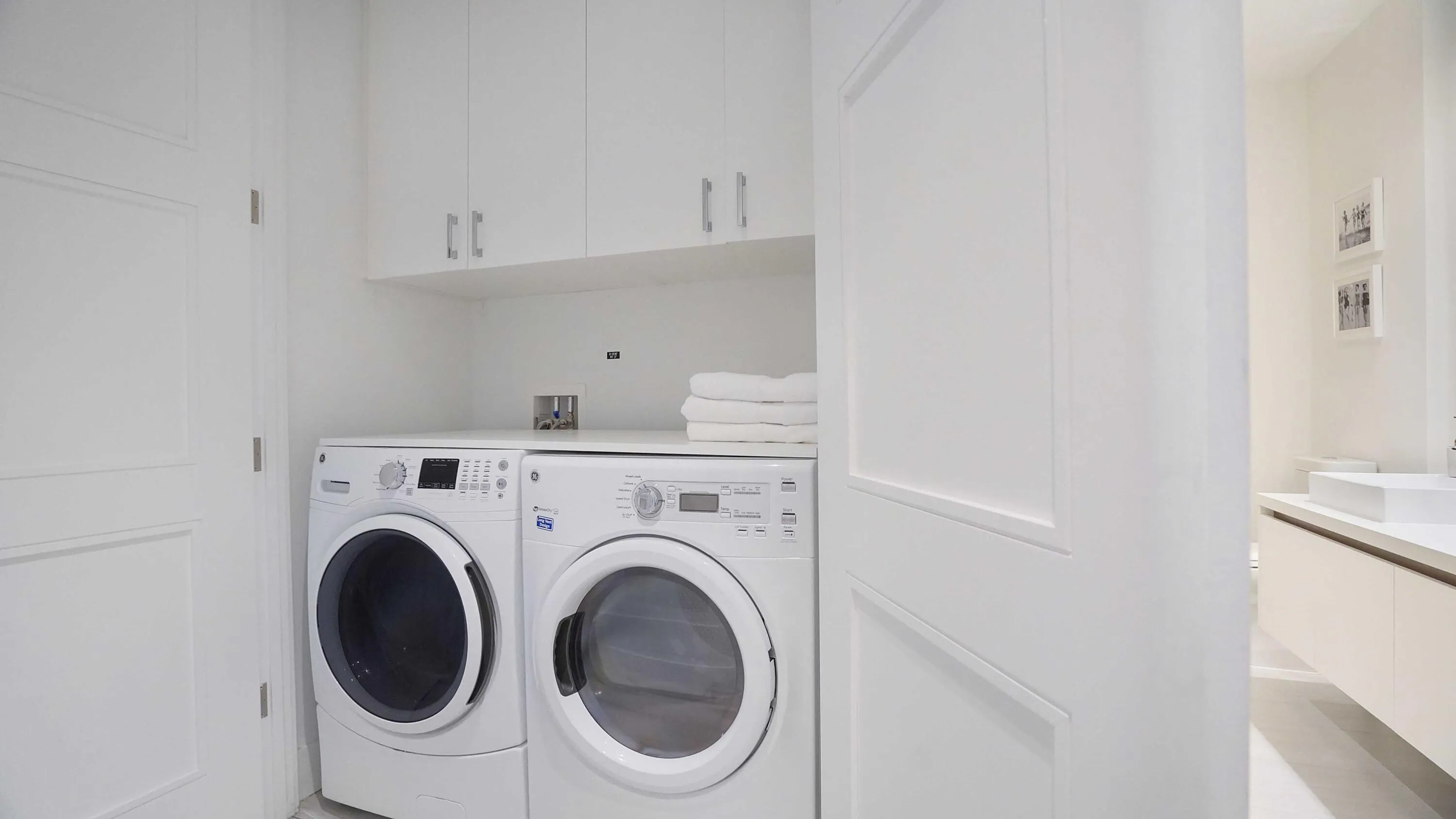 601 Boca Raton |Laundry