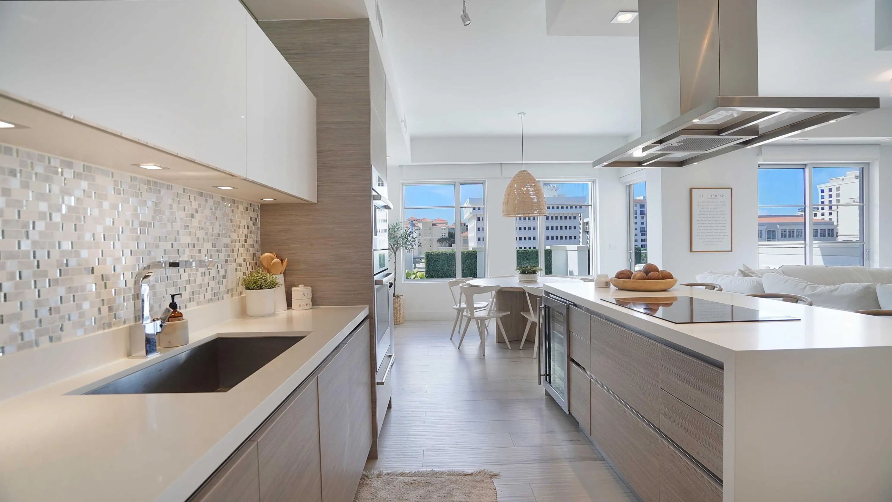 601 Boca Raton | Kitchen