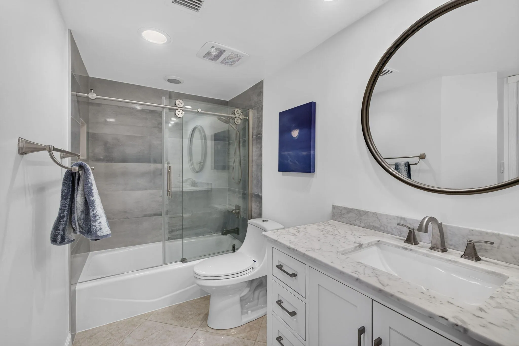 GUEST BATH